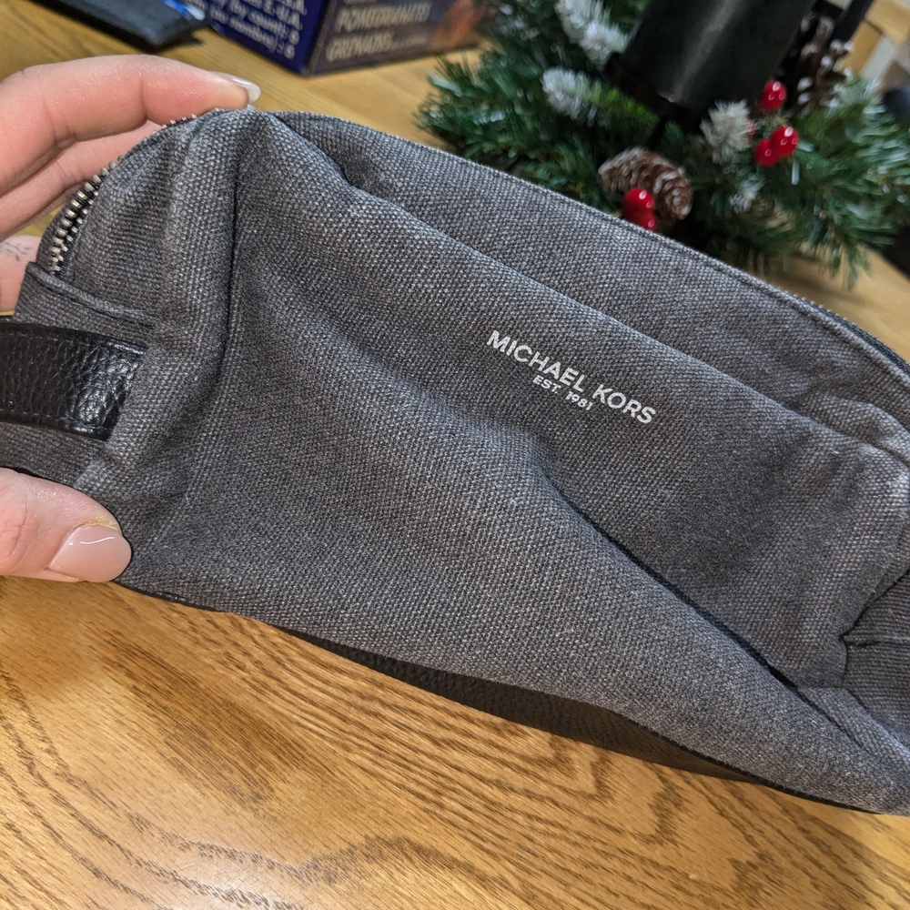 Michael Kors Gray Men's Bag Set - Picture 8 of 16